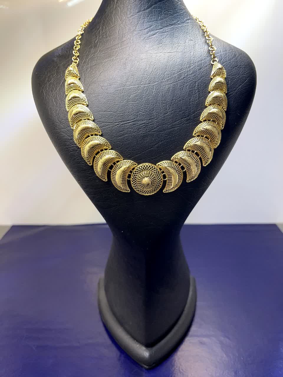 گردنبند خورشید